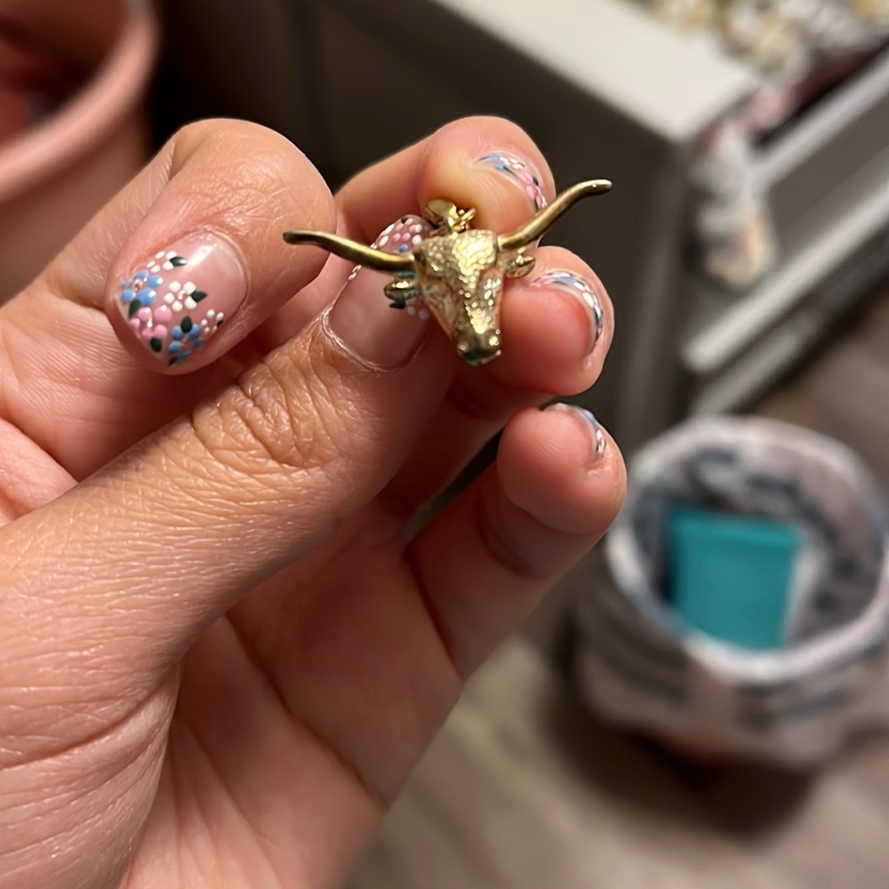 Kendra Scott UT charm